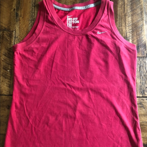 Nike Tops - Nike tank top